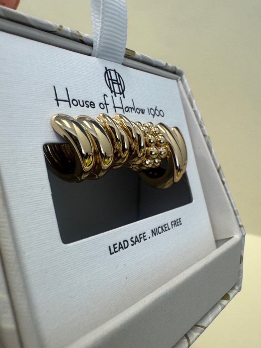 HOUSE OF HARLOW 4p Gold Tone Earring Set Hoop Huggie NIB $100 - Picture 7 of 9